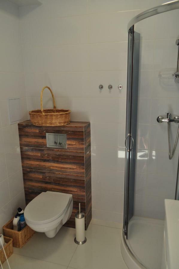 Apartment Bolero