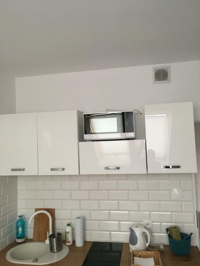 Apartment Bolero *